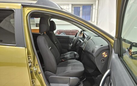 Renault Sandero II рестайлинг, 2016 год, 1 100 000 рублей, 31 фотография