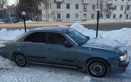 Toyota Crown, 1987 год, 420 000 рублей, 2 фотография