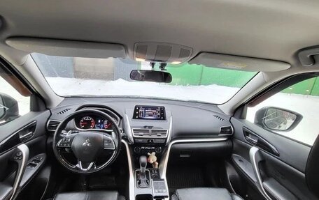 Mitsubishi Eclipse Cross, 2018 год, 1 750 000 рублей, 8 фотография