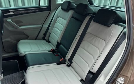 Volkswagen Tiguan II, 2018 год, 2 690 000 рублей, 8 фотография