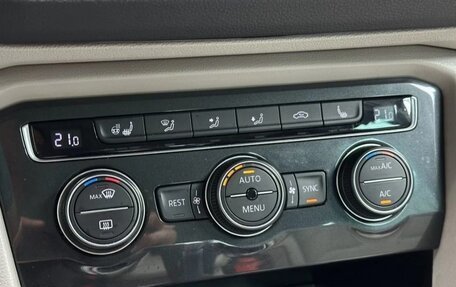 Volkswagen Tiguan II, 2018 год, 2 690 000 рублей, 10 фотография