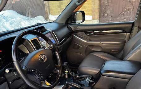 Toyota Land Cruiser Prado 120 рестайлинг, 2008 год, 2 800 000 рублей, 8 фотография