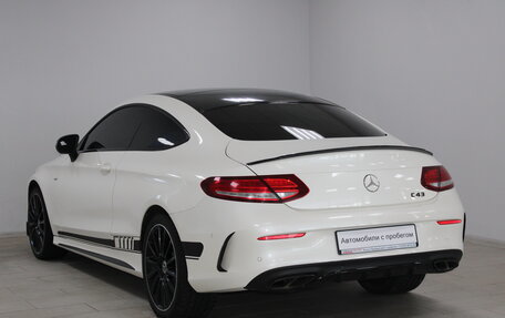 Mercedes-Benz C-Класс, 2017 год, 2 599 900 рублей, 6 фотография