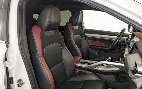 Geely Coolray I, 2022 год, 1 740 000 рублей, 24 фотография