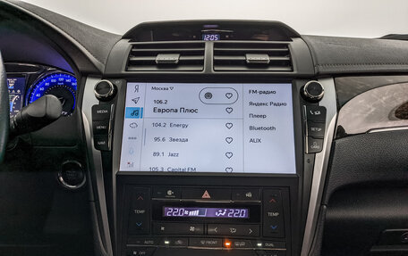 Toyota Camry, 2018 год, 2 525 000 рублей, 17 фотография