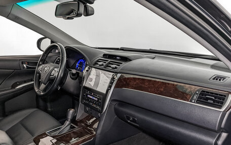 Toyota Camry, 2018 год, 2 525 000 рублей, 13 фотография