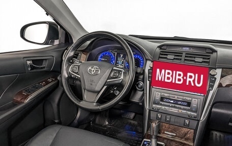 Toyota Camry, 2018 год, 2 525 000 рублей, 30 фотография
