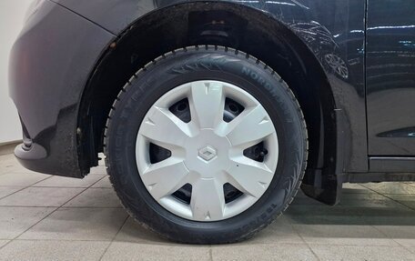 Renault Logan II, 2017 год, 745 000 рублей, 9 фотография