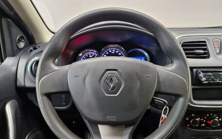 Renault Logan II, 2017 год, 745 000 рублей, 11 фотография