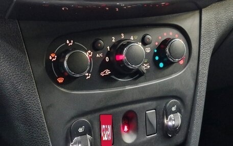 Renault Logan II, 2017 год, 745 000 рублей, 6 фотография