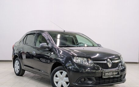 Renault Logan II, 2017 год, 745 000 рублей, 17 фотография