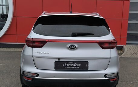 KIA Sportage IV рестайлинг, 2018 год, 2 481 000 рублей, 5 фотография