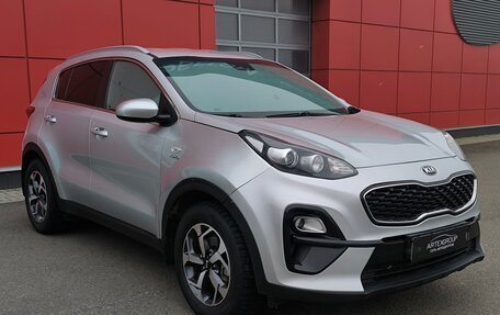 KIA Sportage IV рестайлинг, 2018 год, 2 481 000 рублей, 3 фотография
