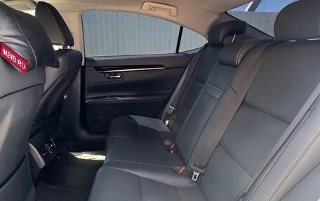 Lexus ES VII, 2016 год, 2 640 000 рублей, 15 фотография