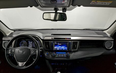 Toyota RAV4, 2019 год, 2 650 000 рублей, 22 фотография