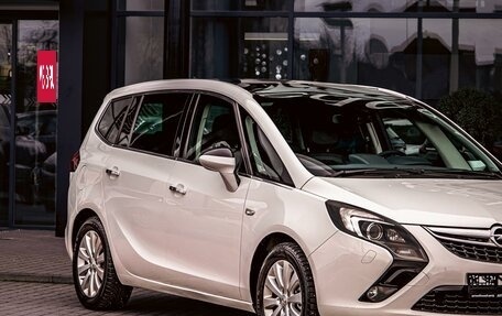 Opel Zafira C рестайлинг, 2013 год, 1 095 000 рублей, 8 фотография