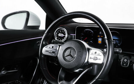 Mercedes-Benz CLA, 2019 год, 3 149 000 рублей, 18 фотография