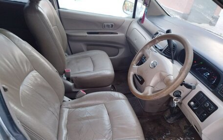 Nissan Prairie III, 2001 год, 230 000 рублей, 8 фотография