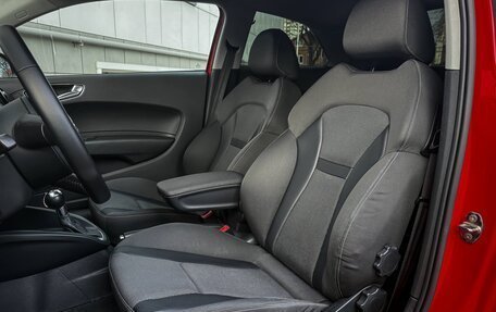 Audi A1, 2011 год, 1 050 000 рублей, 12 фотография