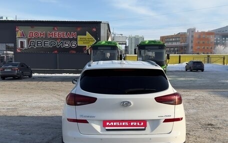 Hyundai Tucson III, 2018 год, 2 300 000 рублей, 3 фотография