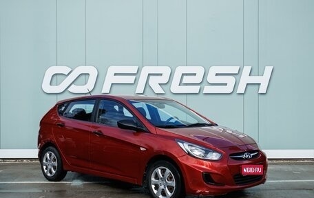 Hyundai Solaris II рестайлинг, 2012 год, 649 000 рублей, 1 фотография