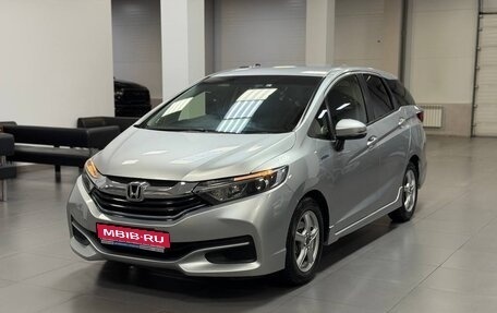 Honda Shuttle II, 2016 год, 1 035 000 рублей, 1 фотография