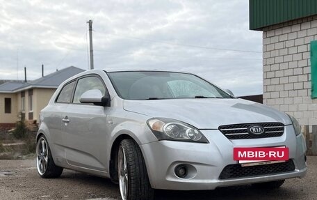 KIA cee'd I рестайлинг, 2009 год, 410 000 рублей, 3 фотография