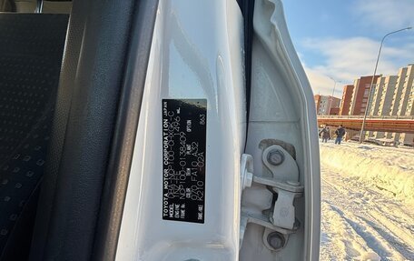 Toyota Ractis I, 2009 год, 665 000 рублей, 19 фотография