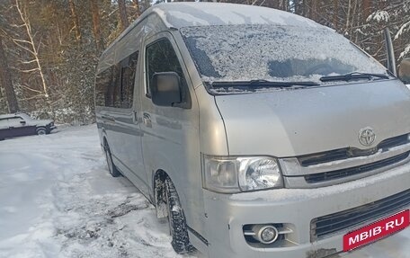 Toyota HiAce H200, 2008 год, 1 450 000 рублей, 10 фотография
