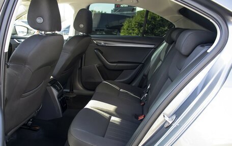 Skoda Octavia, 2019 год, 1 785 000 рублей, 10 фотография