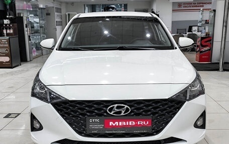 Hyundai Solaris II рестайлинг, 2021 год, 1 575 000 рублей, 2 фотография