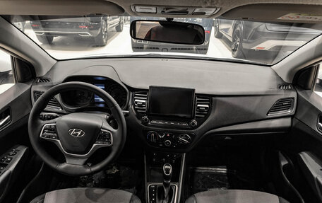 Hyundai Solaris II рестайлинг, 2021 год, 1 575 000 рублей, 14 фотография