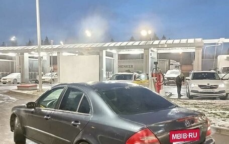Mercedes-Benz E-Класс, 2002 год, 550 000 рублей, 5 фотография