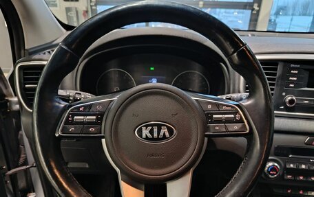 KIA Sportage IV рестайлинг, 2020 год, 2 150 000 рублей, 10 фотография