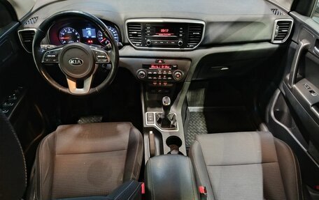 KIA Sportage IV рестайлинг, 2020 год, 2 150 000 рублей, 12 фотография