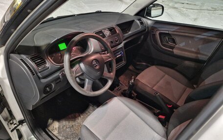 Skoda Fabia II, 2013 год, 430 000 рублей, 9 фотография