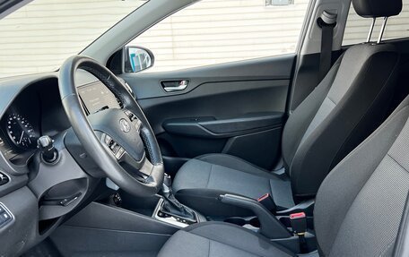 Hyundai Solaris II рестайлинг, 2021 год, 1 590 000 рублей, 13 фотография