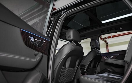 Audi Q7, 2025 год, 10 900 000 рублей, 17 фотография