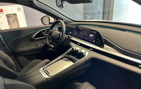 CheryExeed TXL, 2024 год, 3 880 000 рублей, 5 фотография