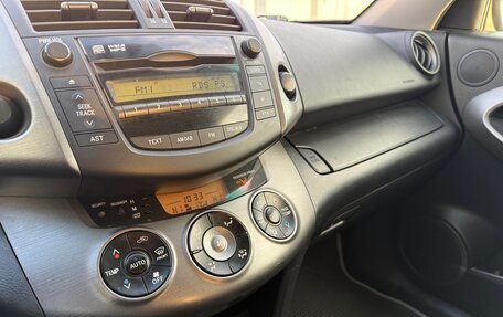 Toyota RAV4, 2009 год, 915 000 рублей, 14 фотография