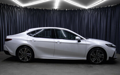 Toyota Camry, 2024 год, 4 698 000 рублей, 4 фотография