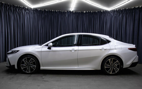 Toyota Camry, 2024 год, 4 698 000 рублей, 8 фотография