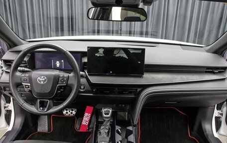 Toyota Camry, 2024 год, 4 698 000 рублей, 14 фотография