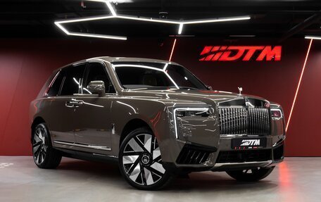 Rolls-Royce Cullinan, 2024 год, 59 900 000 рублей, 1 фотография