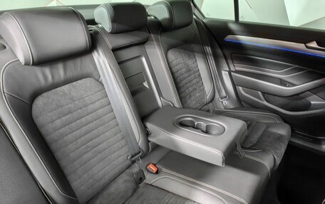 Volkswagen Passat B8 рестайлинг, 2020 год, 2 695 000 рублей, 17 фотография