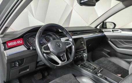 Volkswagen Passat B8 рестайлинг, 2020 год, 2 695 000 рублей, 19 фотография