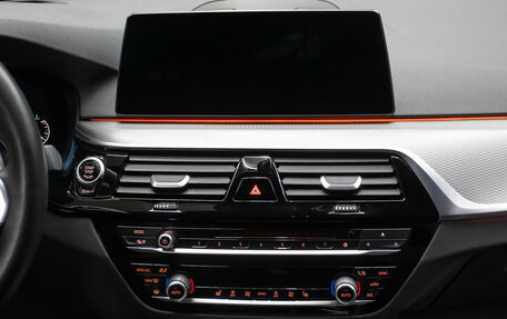 BMW 5 серия, 2019 год, 4 898 000 рублей, 15 фотография