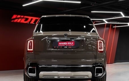 Rolls-Royce Cullinan, 2024 год, 59 900 000 рублей, 14 фотография
