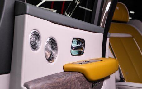 Rolls-Royce Cullinan, 2024 год, 59 900 000 рублей, 32 фотография