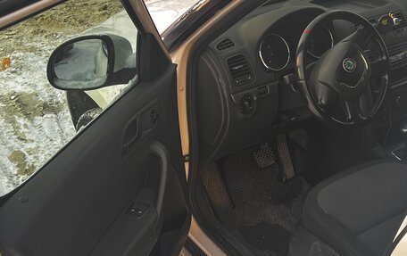 Skoda Yeti I рестайлинг, 2011 год, 850 000 рублей, 6 фотография